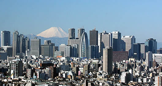 Panoramic view of Shinjuku and Mount Fuji taken from Bunkyo Civic Center